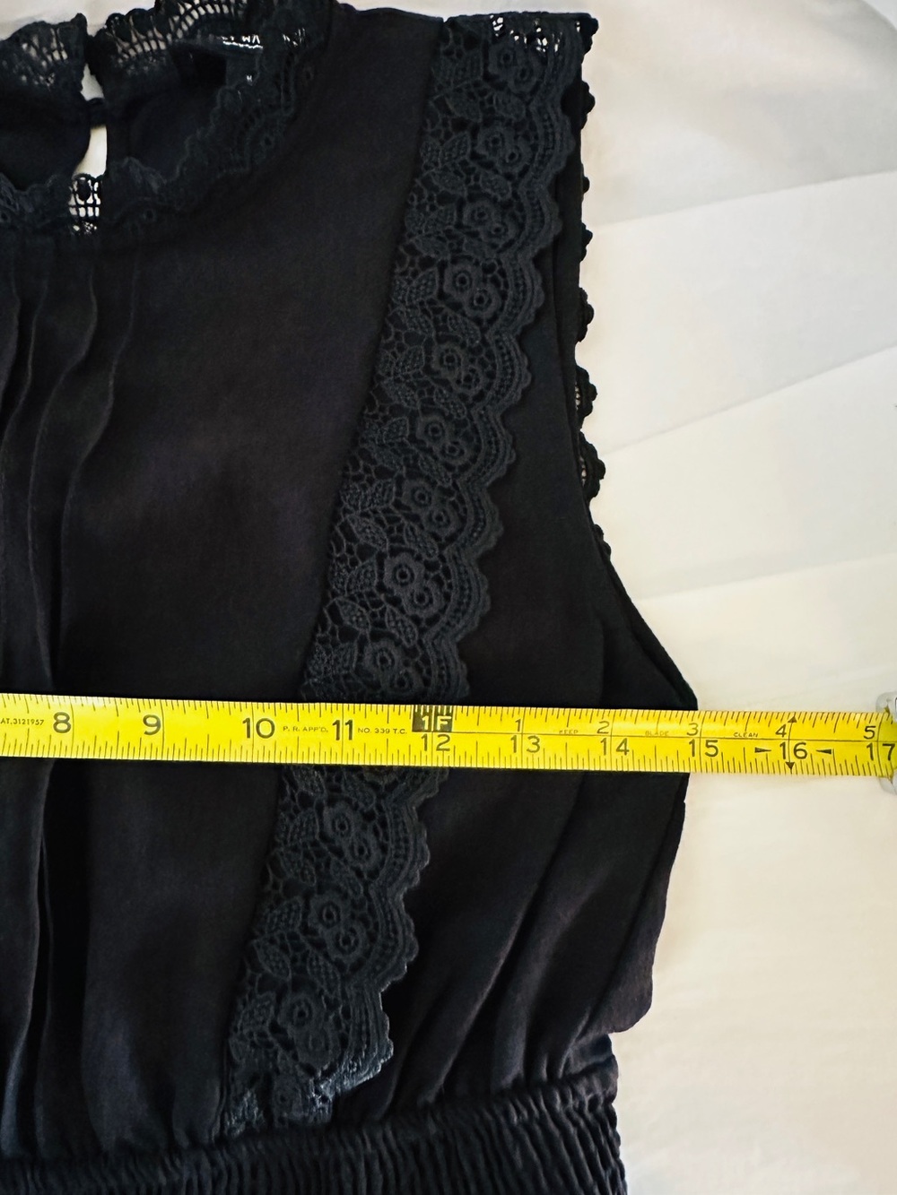 Sweet Wanderer Black Sleeveless Lace Dress Size Medium - Picture 8 of 8
